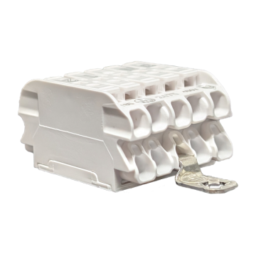 5-pole Luminaire Connector with “double decker” grounding bracket